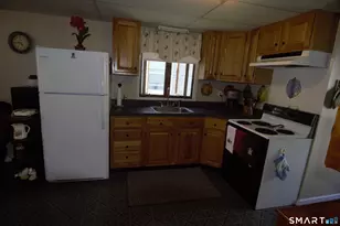 10 Hartford Ave, Old Lyme, CT 06371 - Photo 10