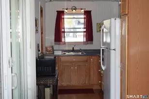 10 Hartford Ave, Old Lyme, CT 06371 - Photo 22