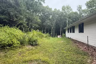 421 Modock Rd, Putnam, CT 06260 - Photo 30