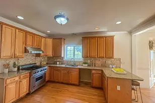 15 Tavern Rock Rd, Stratford, CT 06614 - Photo 18