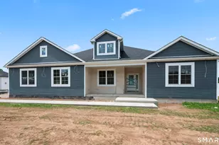 290 Gardner St, Manchester, CT 06040 - Photo 1