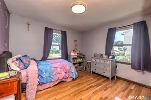 160 Tanglewood Dr, Hamden, CT 06518 - Photo 18