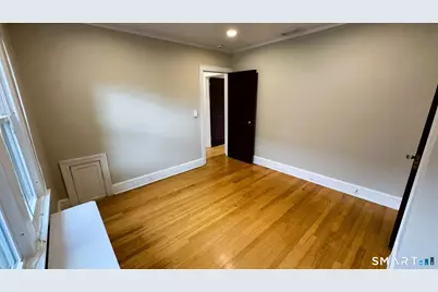 36 Somerset Street, West Hartford, CT 06110 - Photo 18