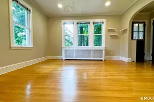 36 Somerset St, West Hartford, CT 06110 - Photo 2
