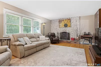 14 Larry Street, Norwich, CT 06360 - Photo 12