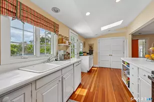 153 Middle Beach Rd, Madison, CT 06443 - Photo 12
