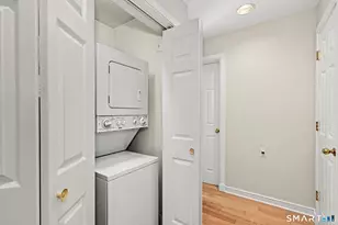 453 E Putnam Ave, Greenwich, CT 06807 - Photo 20
