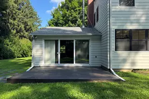 79 Meadow Wood Rd, Branford, CT 06405 - Photo 18