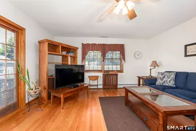 23 Sara Circle, North Haven, CT 06473 - Photo 12