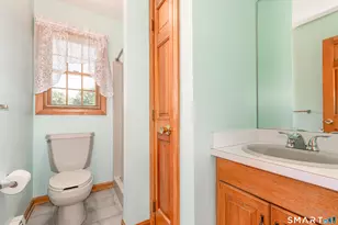 23 Sara Cir, North Haven, CT 06473 - Photo 18