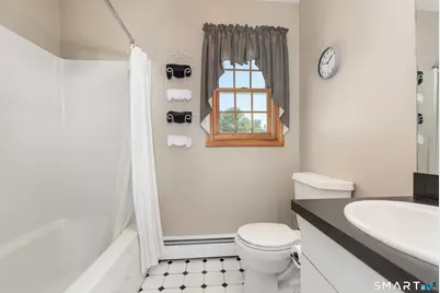 23 Sara Circle, North Haven, CT 06473 - Photo 10