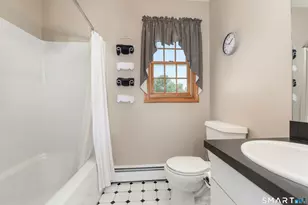 23 Sara Cir, North Haven, CT 06473 - Photo 10