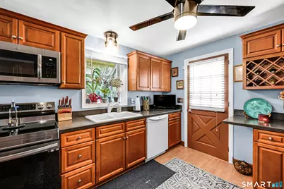 437 West Wolcott Avenue, Windsor, CT 06095 - Photo 6
