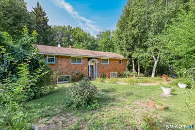 437 West Wolcott Avenue, Windsor, CT 06095 - Photo 2