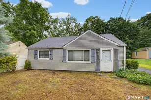 57 Marguerite Ave, Bloomfield, CT 06002 - Photo 4