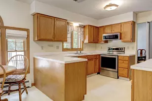 45 Wapping Wood Rd, Ellington, CT 06029 - Photo 6