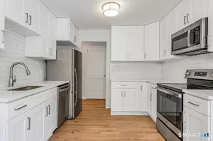 3 Walmsley Rd, Darien, CT 06820 - Photo 14