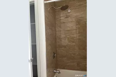17 Dayton Road, Bridgeport, CT 06606 - Photo 10