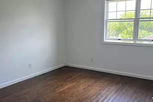 17 Dayton Rd, Bridgeport, CT 06606 - Photo 12
