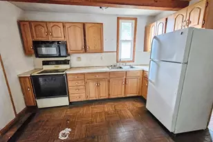 66 Chesterfield Ave, Wolcott, CT 06716 - Photo 12