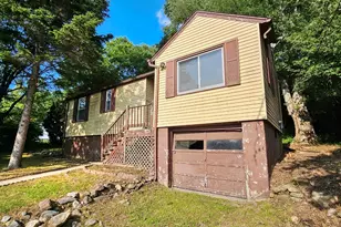 66 Chesterfield Ave, Wolcott, CT 06716 - Photo 2