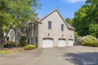 152 Williamsburg Drive, Southington, CT 06489 - Photo 2