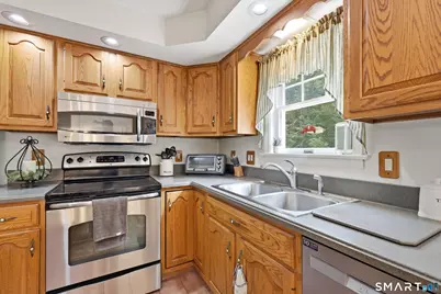 216 Old North Road, Barkhamsted, CT 06063 - Photo 4