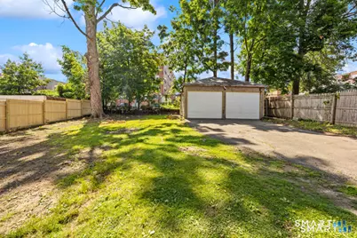11 Marshall Street, Hartford, CT 06105 - Photo 38