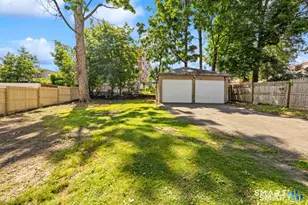 11 Marshall St, Hartford, CT 06105 - Photo 38