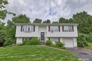 21 Applewood Ln, Naugatuck, CT 06770 - Photo 1