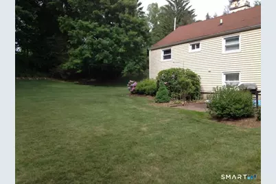 15 Earl Avenue, Hamden, CT 06514 - Photo 2