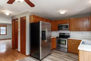 21 White Tail Ln, Wallingford, CT 06492 - Photo 8