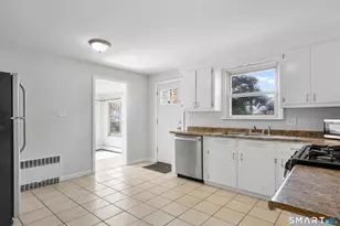 106 Clark St, Bridgeport, CT 06606 - Photo 16
