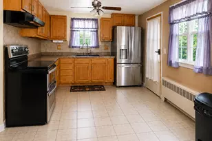 77 McClintock St, New Britain, CT 06053 - Photo 6