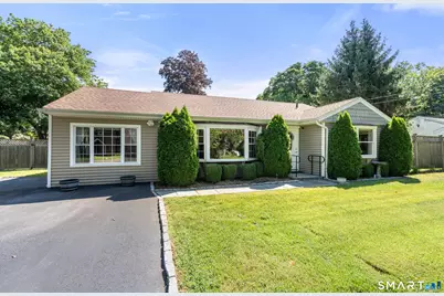 17 Winnipauk Drive, Norwalk, CT 06851 - Photo 2