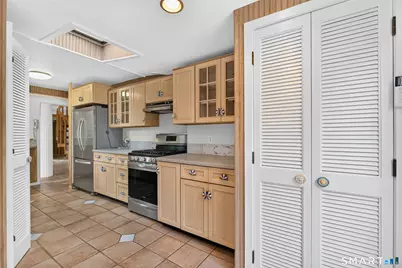 207 Pawson Road, Branford, CT 06405 - Photo 14