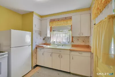 47 May Street, Bristol, CT 06010 - Photo 26