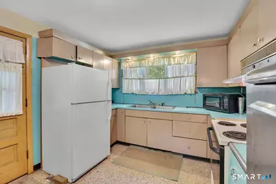 47 May Street, Bristol, CT 06010 - Photo 10