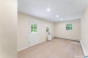 80 Hannahs Rd, Stamford, CT 06903 - Photo 6