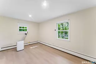 80 Hannahs Rd, Stamford, CT 06903 - Photo 12