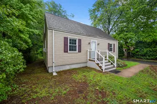 65 Old Windsor Rd, Bloomfield, CT 06002 - Photo 2