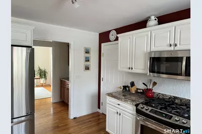 8 Deer Woods Drive, New Milford, CT 06776 - Photo 8