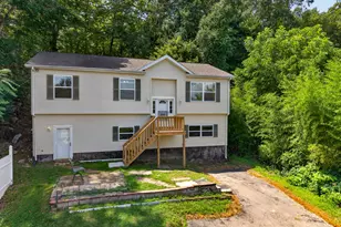 229 Palmer St Ext, Norwich, CT 06360 - Photo 2