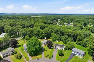 61 Broadleaf Cir, Windsor, CT 06095 - Photo 36