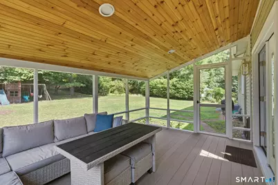 61 Broadleaf Circle, Windsor, CT 06095 - Photo 6
