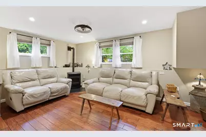 45 Annette Place, Middletown, CT 06457 - Photo 14