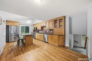 11 Top View Dr, Simsbury, CT 06089 - Photo 8