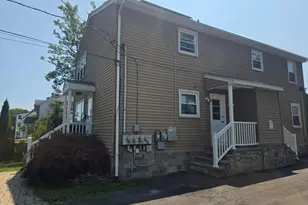 244 Peat Meadow Rd, New Haven, CT 06513 - Photo 10