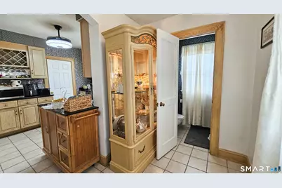 24 White Avenue, West Hartford, CT 06119 - Photo 14