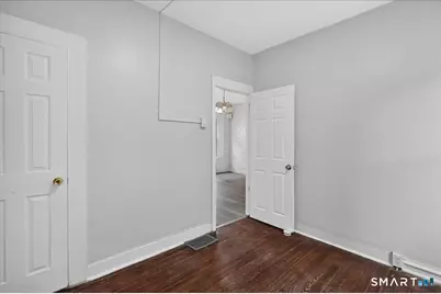 56 Bond Street, Hartford, CT 06114 - Photo 12